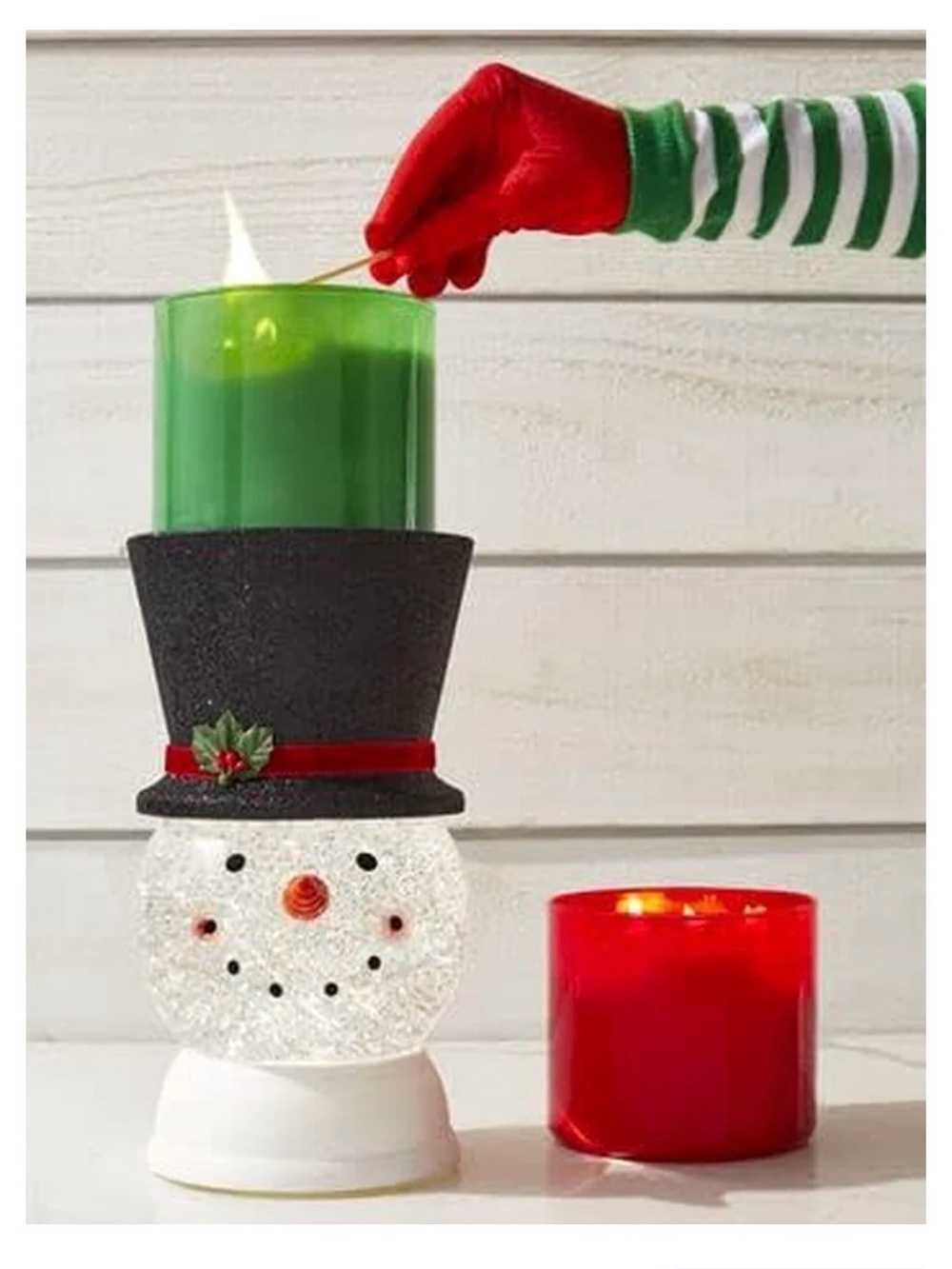 Bath and Body Works Water Globe Snowman Pedestal 3-Wick Candle Holder